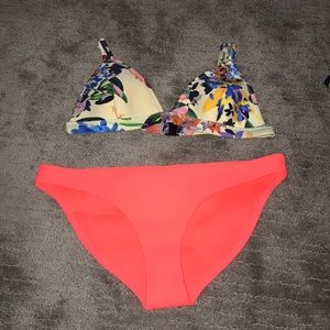 Triangl Bikini Set